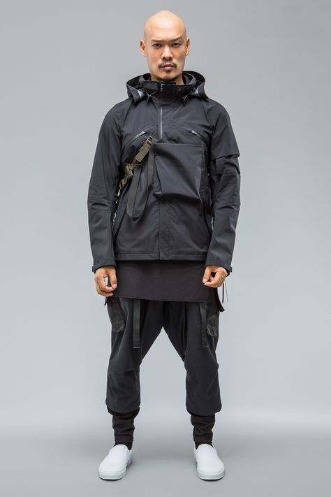 rhubarbes: J1A-GT by ACRONYM® More Fashion here. Acronym Clothing, Mens Techwear, Techwear Streetwear, Tech Clothing, Techwear Fashion, Style Aesthetics, Cyberpunk Fashion, Fashion Blogs, Outfit Grid