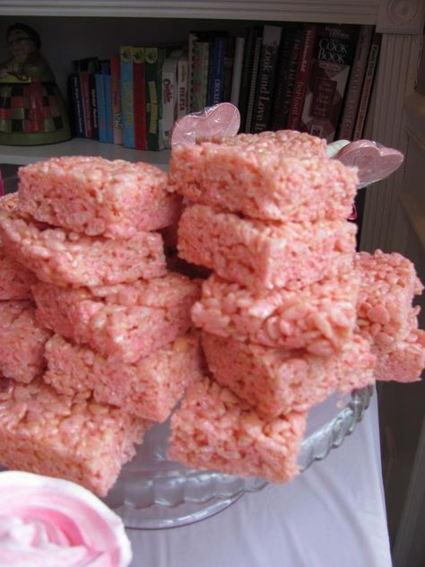 Recipes for You: Pink Marshmallow Crispy Rice Treats Rice Treats, Pink Rice, Pink Marshmallow, Pink Marshmallows, Tutu Party, Krispy Treats, Ideas Baby Shower, Crispy Rice, Shower Desserts