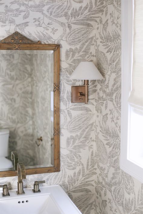 Half Bath Design, Wallpaper Powder Room, Powder Room Ideas, Powder Room Wallpaper, Powder Room Makeover, Powder Room Design, Bathroom Wallpaper, Half Bath, Room Wallpaper