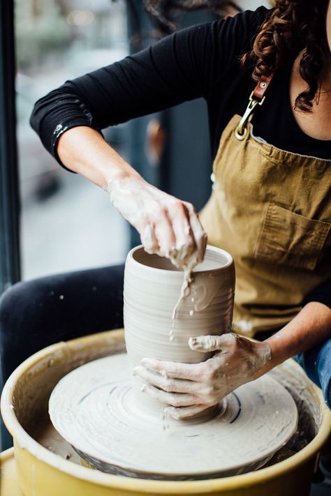 Katie Coston - Illyria Pottery Wheel Throwing, Pottery Workshop, Keramik Design, Picture Postcards, Pottery Classes, Ceramic Studio, Porcelain Mugs, Pottery Wheel, The Design Files