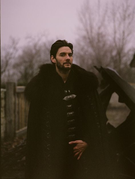 Ben Barnes Sirius, Shadow Bone, Red Witch, Freddy Carter, The Darkling, Shadow And Bone, The Grisha Trilogy, White Witch, Ben Barnes