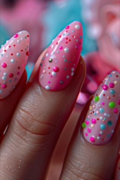 Escape into sweetness with our Pink Nails: Candy-themed collection! From tempting lollipops to delicious candies, these nail designs are a treat for your senses. Embrace the playful allure of candy-coated nails and infuse your style with a dash of sweetness. Let your nails shine with sugary delight and dive into the whimsical realm of confectionery chic. #PinkNails #NailArt Candyland Nails Designs, Gumdrop Nails, Candy Swirl Nails, Candy Nail Art, Swirl Nails, Candy Nails, Nails Trend, Makeup Girl, Trend 2024