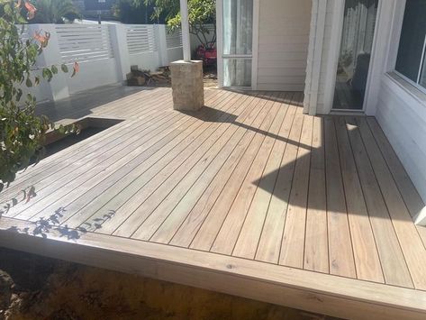 Timber Decking Ideas Outdoor, Blackbutt Decking, Wood Retaining Wall, Rendered Houses, Outdoor Decks, Front Deck, Brick Veneer, Timber Deck, Garden Inspo