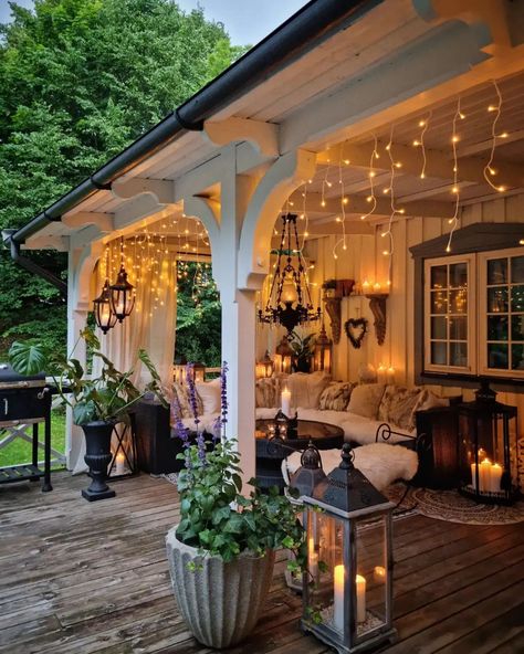 More ideas @... - Hippie Boho Style Outside Living, Outdoor Decor Backyard, Pergola Patio, Outdoor Patio Decor, Ideas Halloween, Backyard Patio Designs, Back Patio, Balcony Decor, Outdoor Oasis