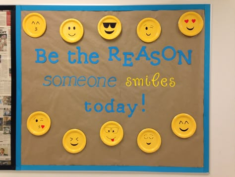 Be The Reason Someone Smiles Today Bulletin Board, Smiley Face Bulletin Board Ideas, Emoji Bulletin Board, Emoji Classroom Theme, Counseling Bulletin Boards, Elementary Bulletin Boards, Christian Bulletin Boards, Bullentin Boards, Teacher Bulletin Boards