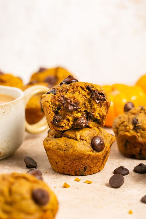 Healthy Pumpkin Banana Muffins Recipe (Gluten-Free) Pumpkin Banana Muffins, Banana Muffins Recipe, Gluten Free Pumpkin Muffins, Banana Muffin Recipe, Flax Seed Recipes, Pumpkin Banana, Gluten Free Pumpkin, Healthy Pumpkin, Pumpkin Muffins