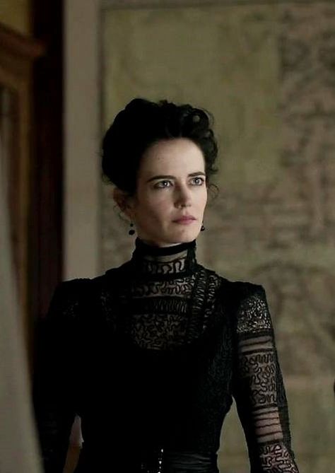 Milady De Winter, Women Characters, Walburga Black, Vanessa Ives, Marauders Dr, Western Gothic, Miss Peregrines Home For Peculiar, Miss Peregrine, Black Sisters