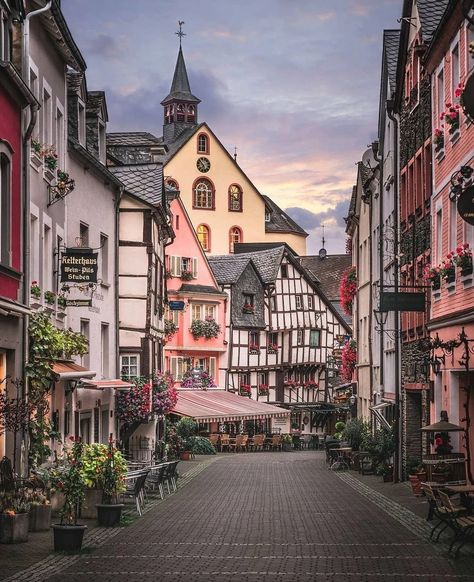 Kitzingen Germany, German Village, Europe Aesthetic, Travel City, Landscape Concept, Old Street, My Partner, City Landscape, Life Is A Journey