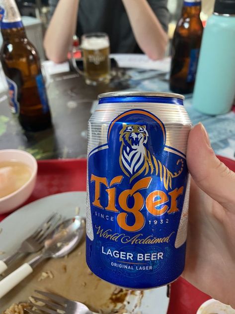 Tiger Beer, Cosmetic Contact Lenses, Lager Beer, Bear Wallpaper, Energy Drink Can, Red Bull, Beverage Can, Cute Wallpapers, Beer