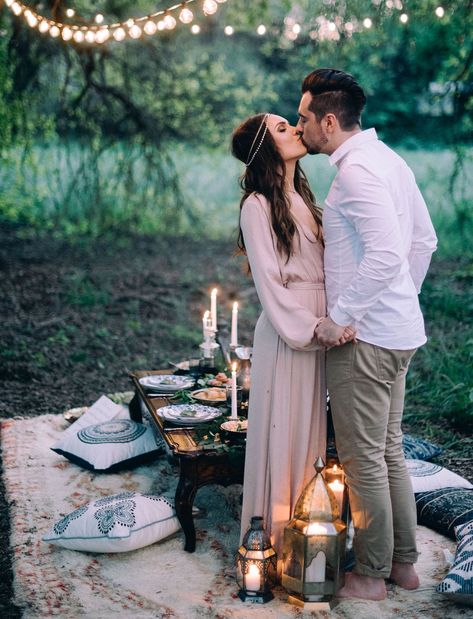 Bohemian Wedding Inspiration Bohemian Chic Weddings, Italian Wedding Venues, Bohemian Chic Decor, Korean Wedding Photography, Bohemian Wedding Inspiration, Wedding Numbers, Anniversary Photoshoot, Korean Wedding, Wedding Lanterns