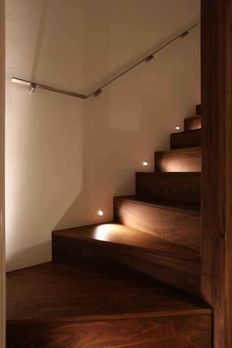 Stairs Lighting Ideas, Stairway Lighting Ideas, Stair Lights Indoor, Recessed Lighting Placement, Staircase Lighting Ideas, Stairs Lighting, Installing Recessed Lighting, Recess Lighting, Bathroom Recessed Lighting