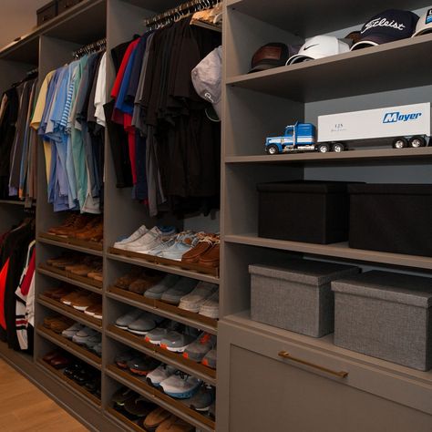 A custom walk-in closet designed just for him! 👞👖✨ From shoes and clothes to collectibles and hats, there's a place for everything he loves. And don't miss the sleek CC branded storage boxes, adding a touch of style to this organization system. There are also tilt-out hamper drawers, custom shoe shelves, and hanging sections specifically tailored to the length of his shirts! It all starts with a free consultation! ➡️Call 610-970-0001 or schedule online at bit.ly/CCConsultRequest today!⬅️ 📌 Ta... Tilt Out Hamper, Walking Closet, Walk In Closet Design, A Place For Everything, California Closets, Shoe Shelves, Closet Goals, Organizing Systems, Closet Design