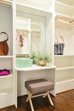 Makeup area in the walk-in closet. Small Dressing Table Ideas Vanity Area Walk In Closet, Vanity Area In Closet, Walk In Closet With Vanity, Makeup Vanity In Closet, Closet With Vanity, Small Master Closet, Rangement Makeup, Vanity Space, Vanity Shelf