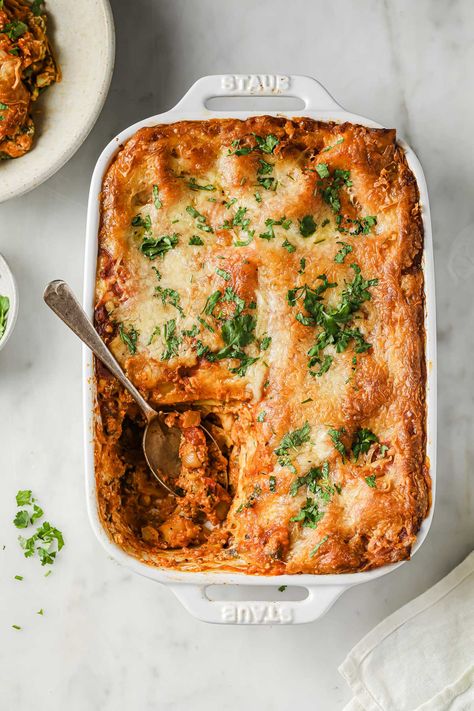 Indian Style Vegetable Lasagna Lasagna Recipe Vegetarian Indian, Veg Lasagna Recipe Indian, Indian Lasagna Recipe, Lasagna Recipe Chicken, Lasagna Recipe Vegetarian, Veg Lasagna Recipe, Veg Lasagna, Chicken Indian, Cheesy Vegetable