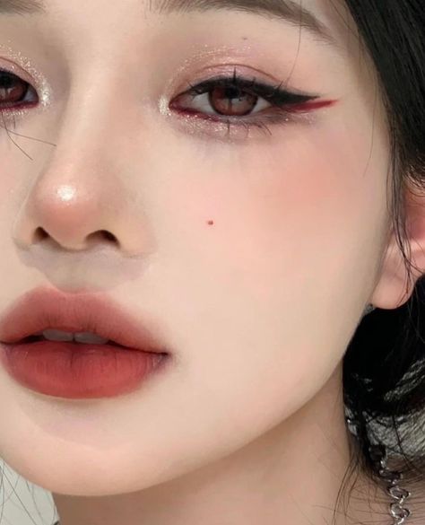 Trucco Aesthetic, Beauty Checklist, Makeup Ala Korea, Makeup Asia, Haircut Selfie, Photo Hijab, Mekap Mata, Asian Makeup Looks, Christmas Makeup Look