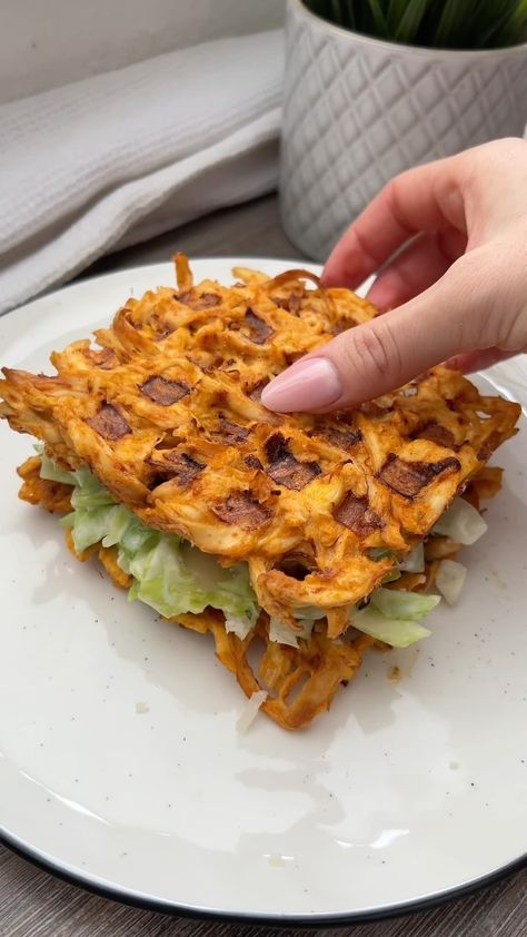 Eleni | High Protein - Low Carb Lunch Idea✨ Chicken Waffle Caesar Salad Sandwich Ingredients👇 Waffle: • 150g chicken breast (cooked and shred with... | Instagram Caesar Salad Sandwich, Egg Toppings, Keto Journey, Caesar Salad Dressing, Wholesome Meals, Waffle Sandwich, Easy Mediterranean Diet Recipes, Sandwich Ingredients, Full Recipes