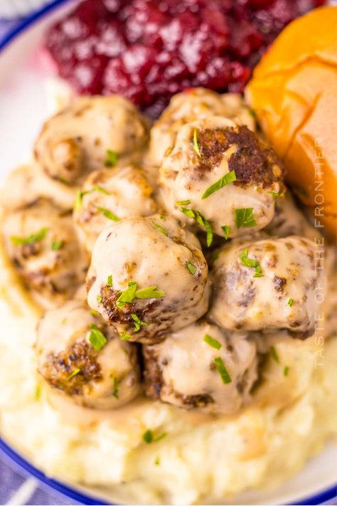 Copycat Ikea Swedish Meatballs Swedish Meatballs Ikea Copycat, Swedish Meatball Recipe, Swedish Meatball Gravy, Sweetish Meatballs Recipe, Ikea Swedish Meatball Recipe, Swedish Meatball Sauce, Ikea Swedish Meatballs, Easy Swedish Meatball Recipe, Ikea Meatballs