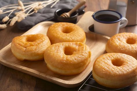 Honey Dip Donut Recipe, Honey Glaze For Donuts Recipe, Honey Glazed Donut, Fried Donuts, Glazed Donuts, Glazed Doughnuts, Honey Glazed, Best Honey, Doughnut Recipe