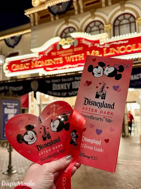 Sweethearts Night Disney, Sweetheart Night Disneyland, Sweetheart Nite Disneyland Outfit, Sweethearts Nite Disneyland, Sweetheart Night Disneyland Outfit, Disneyland Sweethearts Night, Disney Sweethearts Night, Disneyland Date, Disneyland Aesthetic