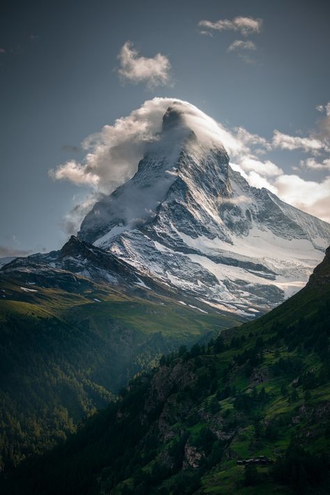 ꧁ℭ𝔞𝔯𝔭𝔢 𝔇𝔦𝔢𝔪꧂ — satakentia: The Matterhorn Valais, Switzerland ... Mountain Collage, Goddess Ideas, Switzerland Wallpaper, Tower Of Dawn, Matterhorn Switzerland, The Matterhorn, Nature Iphone Wallpaper, Planets Wallpaper, Landscape Photography Nature