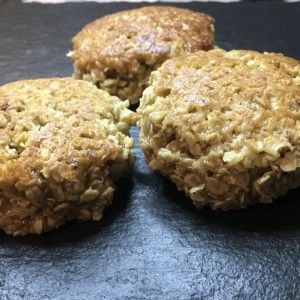 Anglo Saxon Food Recipes, Anglo Saxon Food, Oat Cakes Recipe, Pagan Food, Medieval Feast, Oat Cake Recipes, Historic Recipes, Historical Food, Medieval Food