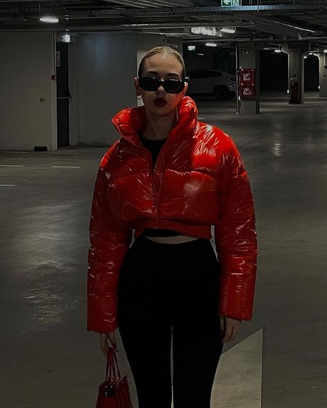 MIRUNA ALESSANDRA on Instagram: “Weekend uniform” Twins Fashion, Red Puffer Jacket, Red Puffer, Blue Jacket, Luxury Lifestyle, Red Leather Jacket, Leather Pants, Winter Outfits, Puffer