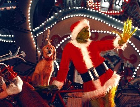 Still of Jim Carrey in How the Grinch Stole Christmas Immagini Grinch, Funny Christmas Wallpaper, Family Christmas Movies, The Grinch Movie, Grinch Who Stole Christmas, Istoria Artei, Best Christmas Movies, Christmas Films, Xmas Wallpaper