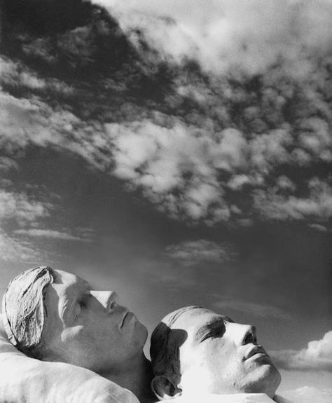 Herbert List Plaster Masks, Herbert List, Andreas Gursky, Jean Arp, Photographer Portfolio, Bnw Photography, Modern Photography, Man Ray, Magnum Photos