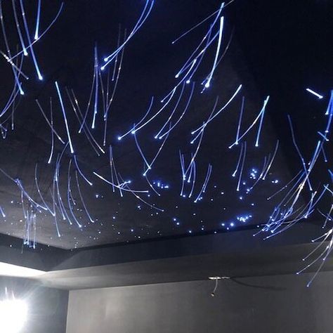 Fiber Optic Lighting Star Ceiling, Bathroom Stars Ceiling, Net Lights On Ceiling, Light Up Ceiling, Led Star Ceiling, Starry Ceiling Lights, Game Room Ceiling Ideas, Star Ceiling Bedroom, Ceiling Art Ideas