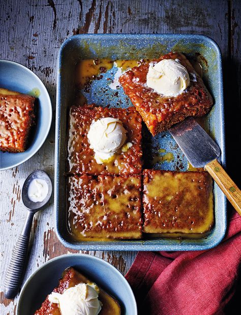 Malva Pudding Recipe, South African Recipe, African Desserts, African Recipe, South African Desserts, Malva Pudding, African Dessert, Travel Recipes, Toffee Pudding