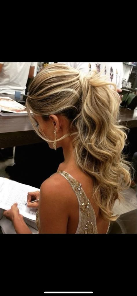 High Ponytail Pageant Hair, Prom Hairstyles For High Neck Dresses, Best Hairstyles For Backless Dress, Wedding Hair With Backless Dress, Backless Dress Wedding Hair, Formal Hairstyles 2023, Pulled Back Hairstyles For Prom, Prom Hair To Show Off Back Of Dress, Hair To Go With One Shoulder Dress