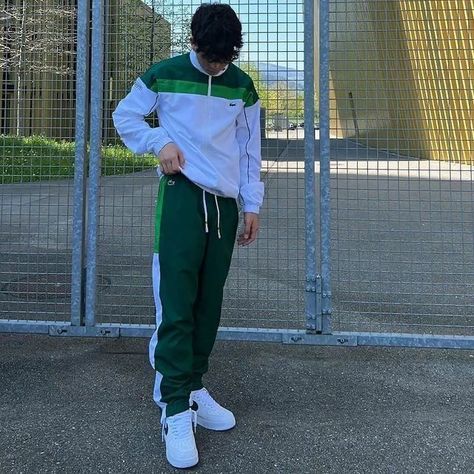 Lacoste Drip, Lacoste Outfits For Men, Ensemble Lacoste, Lacoste Boy, Lacoste Sportswear, Nike Outfits Men, Lacoste Outfit, Lacoste Tn, Lacoste Tracksuit