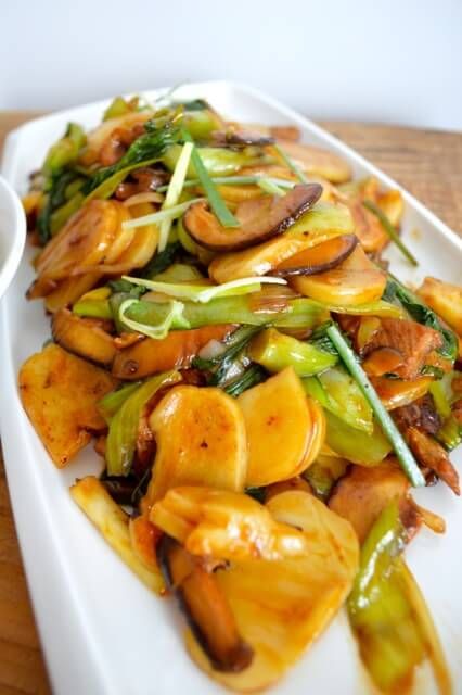 Stir-Fried Sticky Rice Cakes (Nian Gao) Fried Rice Cakes, Nian Gao, Sticky Rice Cakes, Sticky Rice Cake, Rice Cake Recipes, Woks Of Life, The Woks Of Life, Thai Foods, Healthier Meals