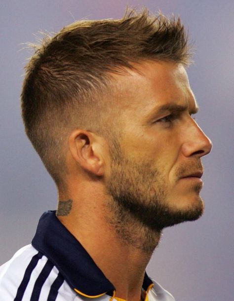 Sporty Haircuts, Short Hair Hairstyle Men, David Beckham Hairstyle, Faux Hawk Hairstyles, Men's Cuts, Men's Hair Styles, Boys Haircut, Mens Hairstyles Medium, Men's Short Hair