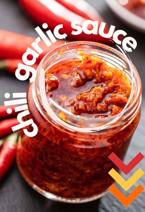 Chinese Chili Garlic Sauce, Chinese Chilli Garlic Sauce, Spicy Red Pepper Sauce, Asian Chili Sauce Recipes, Chinese Spicy Garlic Sauce, Chilli Garlic Paste Recipe, How To Make Chili Garlic Sauce, Asian Chilli Sauce, Homemade Chili Paste