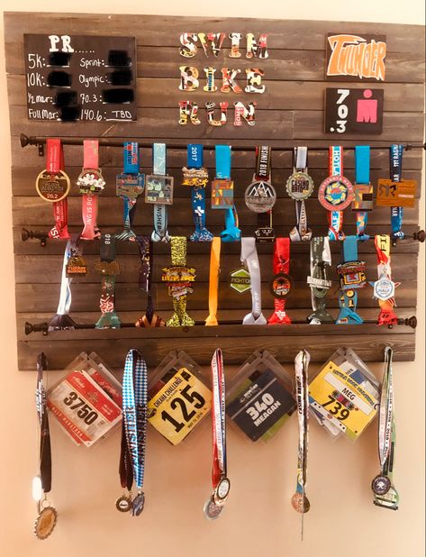 Race Bib And Medal Display, Running Bib Display, Medal Display Ideas, Race Bib Display, Bib Display, Hardware Display, Race Medal Displays, Running Bibs, Nashville Apartment