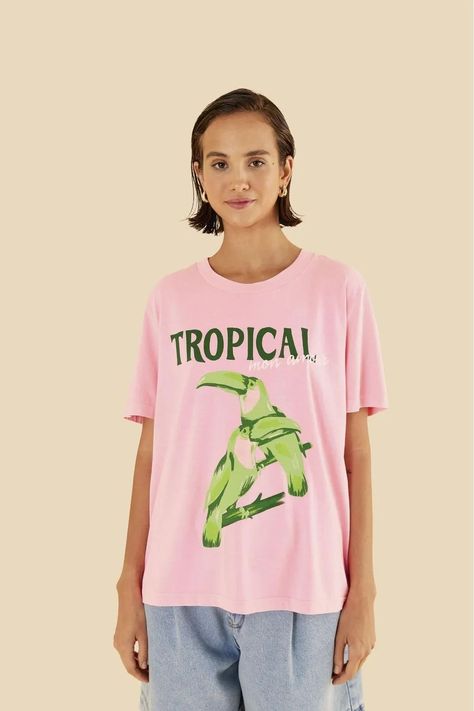 Tropical Farm, Farm Rio, Look Casual, Creative Fashion, Parisian Style, Sweater Outfits, Sweaters & Cardigans, T-shirt, Pink