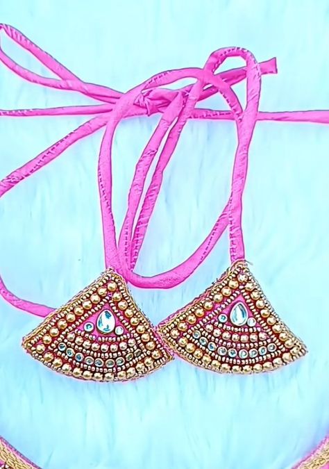 Aari Buttas, Diy Embroidery Designs, Work Blouses, Tassels Fashion, Dresses Indian, Blouse Work, Aari Work, Blouse Work Designs, Designer Dresses Indian