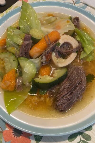 caldo de res Cocido Recipe, Authentic Mexican Beef, Mexican Beef Soup, Caldo Recipe, Boneless Ribs, Beef Shank, Mexican Beef, Recipe Mexican, Beef Soup Recipes