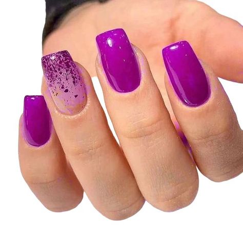 Spring 2024 Dip Nail Trends: Fresh Colors & Styles for Short Nails Fuschia Purple Nails, Uñas Color Magenta, Fushia Nail Color, Fuschia Nails Design, Dip Nail Trends, Magenta Nails Design, Styles For Short Nails, Almond Ideas, Magenta Nails