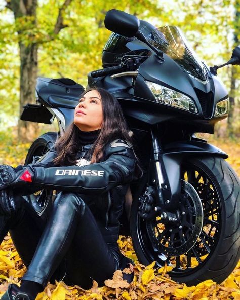 Motorcycle Photo Shoot, Biker Photoshoot, Motorcycle Photography, Bike Photoshoot, Motorbike Girl, Bike Photography, Honda Cbr600rr, Moto Cross, Bike Photo