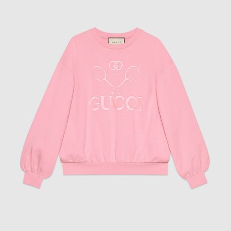 Shop the Light Pink Jersey Oversize Sweatshirt With Gucci Tennis at GUCCI.COM. Enjoy Free Shipping and Complimentary Gift Wrapping. Gucci Hoodie, Gucci Sweatshirt, Oversize Sweatshirt, Designer Sweatshirts, Oversized Sweatshirt, Designing Women, Sweater Top, Sweatshirts Women, Hooded Sweatshirts