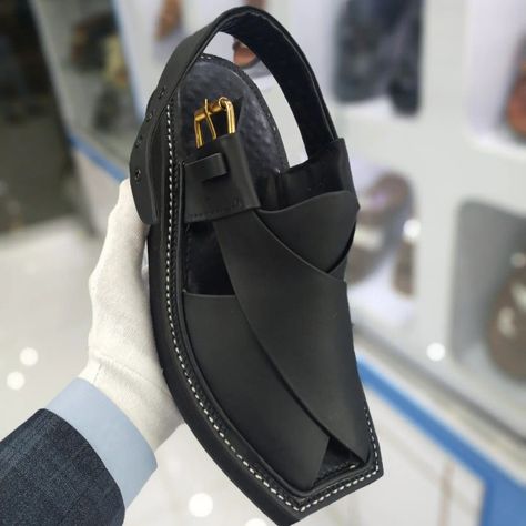 thepeshawarichappal,fashionweek ,fashionlover,standardfootwear,chappalfashion,saudiarabia,style,chappal Peshawari Chappal Men, Kaptaan Chappal, Pajama Men, Bb Shoes, Leather Embossing, Bear Drawings, Mens Ring Designs, Kurta Pajama Men, Gents Kurta Design