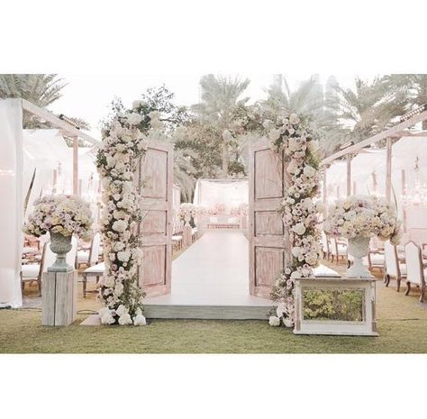 Wedding Aisle Outdoor, Diy Outdoor Weddings, Wedding Aisle Decorations, Wedding Entrance, Outdoor Wedding Decorations, Aisle Decor, Wedding Stage, Wedding Aisle, Wedding Deco