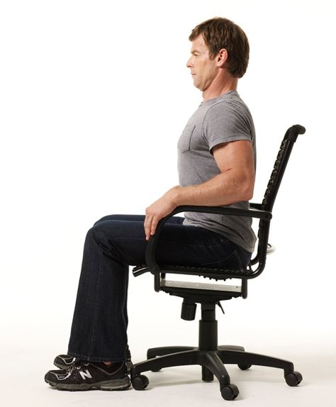 7 Stretches for the workplace Sitting Exercises, Mincing Garlic, Sitting Desk, Work Stretches, Chin Tuck, Exercise Regularly, Buns Of Steel, Desk Job, Easy Stretches