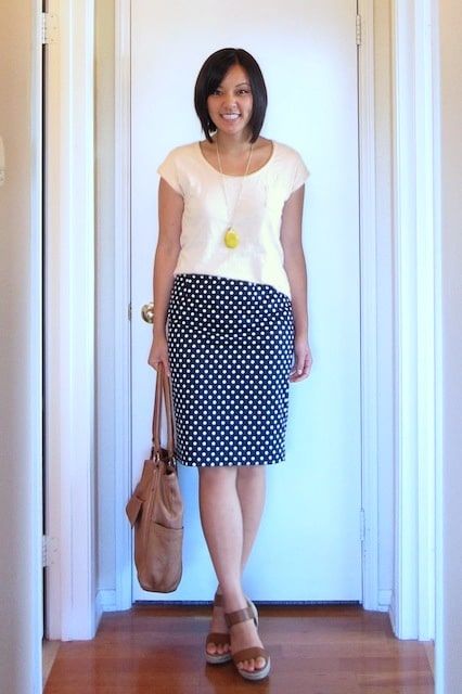 The long awaited polka dot pencil skirt - Putting Me Together Shade Clothing, Full Closet, Polka Dot Pencil Skirt, Teacher Dresses, Cookie Butter, Style Savvy, Trader Joe, School Fashion, Told You