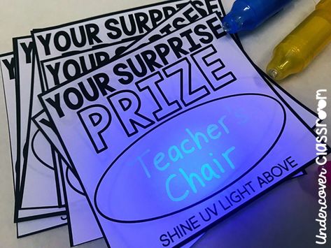 Fill a prize jar with invisible ink reward cards that your students can select for a fun surprise. Classroom Surprise Ideas, Classroom Prizes Ideas, Grade 6 Classroom, Teaching Classroom Management, Classroom Prizes, Elementary Classroom Decor, Classroom Behavior Management, Invisible Ink, Classroom Rewards