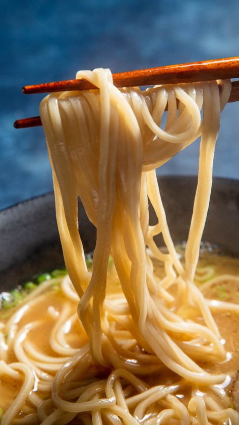 38%-Hydration, Whole Wheat Homemade Ramen Noodles | Lower-hydration ramen noodles more closely approximate the texture and flavor of those produced by noodle manufacturers. Here's how to make them. #ramen #homemadenoodles Ramen Noodle Recipes Homemade, Ramen Noodles Recipe, Homemade Ramen Noodles, Ramen Hacks, Ramen Broth, Homemade Ramen, Protein Bread, Ramen Noodle Recipes, Homemade Noodles