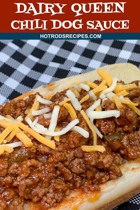 Copycat Dairy Queen Chili Dog Sauce Dairy Queen Chili Recipe, Easy Hot Dog Chili Recipe, Chili Dog Sauce Recipe, Best Hot Dog Chili Recipe, Chili Dog Recipe, Copycat Dairy Queen, Hot Dog Chili Sauce Recipe, Hot Dog Chili Recipe, Chili Dog Sauce