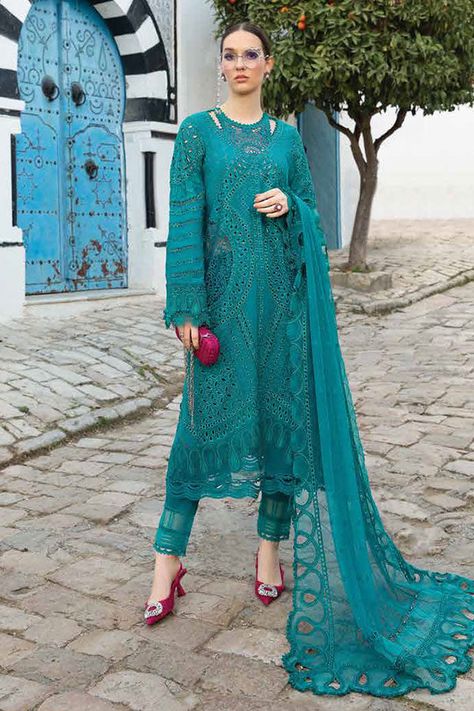 Maria.B Lawn'24 D#2A - PakCloths Shop Now: https://pakcloths.pk/shop/maria-b-lawn24-d2a/ #Mariab #Mariab2a Maria B Lawn, Lawn Design, Pakistani Designer Clothes, Organza Sleeves, Unstitched Dress Material, Embroidered Organza, Maria B, Lawn Suits, Organza Dupatta